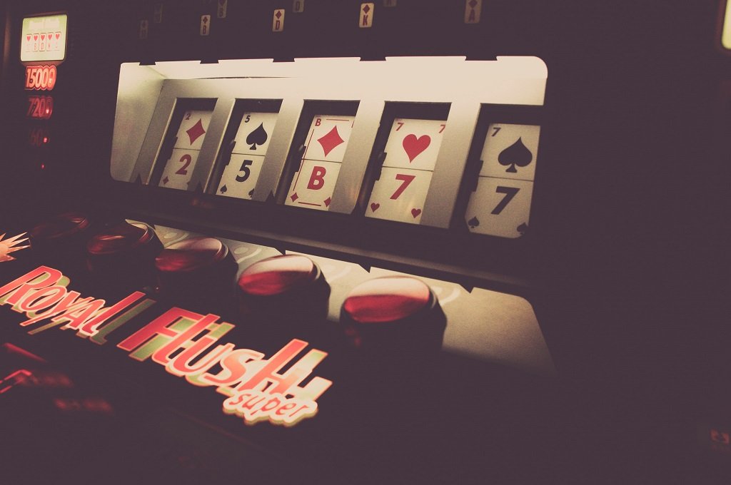 Casino Slots And Other Most Popular Games In Online Casinos