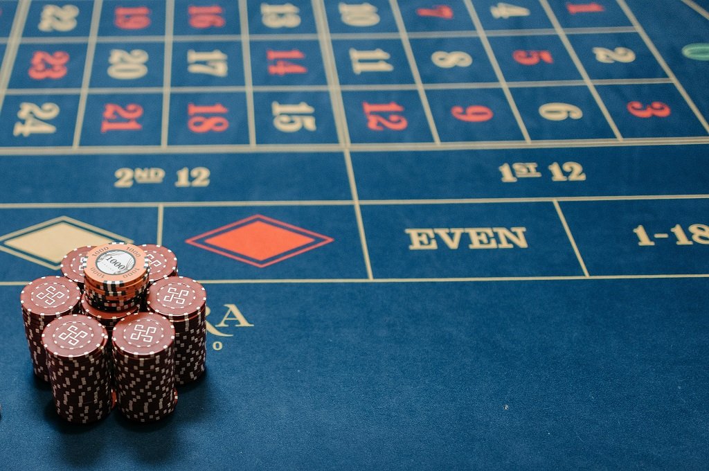 How to Count Cards in Poker: Our Effective Strategy