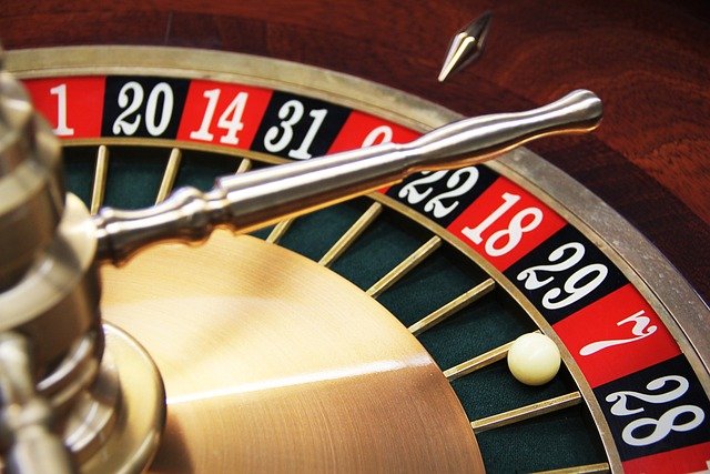 The Casino World: A Glimpse Behind the Curtain